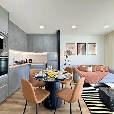 Shine By Homing Apartment *